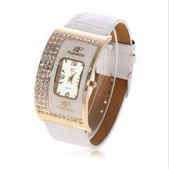 WHITE LEATHER STRAP WATCH WITH RHINESTONES