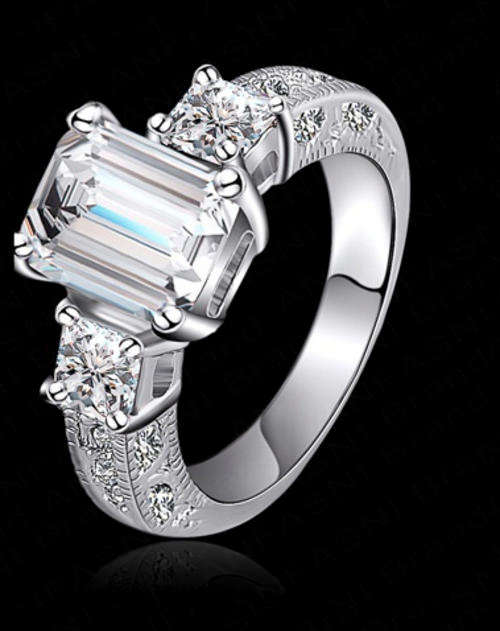 Stunning !!!Simulated Diamond Engagement  Ring with Accents size 7