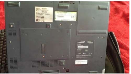 Laptop with Accessories: Lifebook E8020 Fujitsu/Siemens