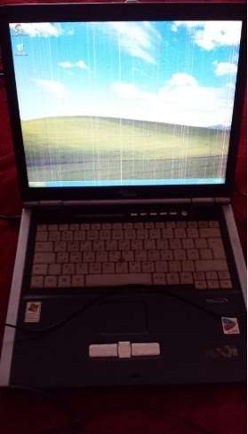 Laptop with Accessories: Lifebook E8020 Fujitsu/Siemens
