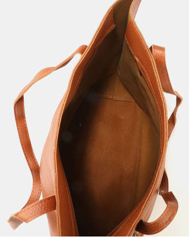 JOY COLLECTABLES 4 piece hand bag set!!!