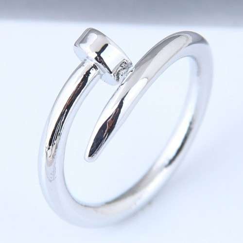 Rocker/goth nail ring