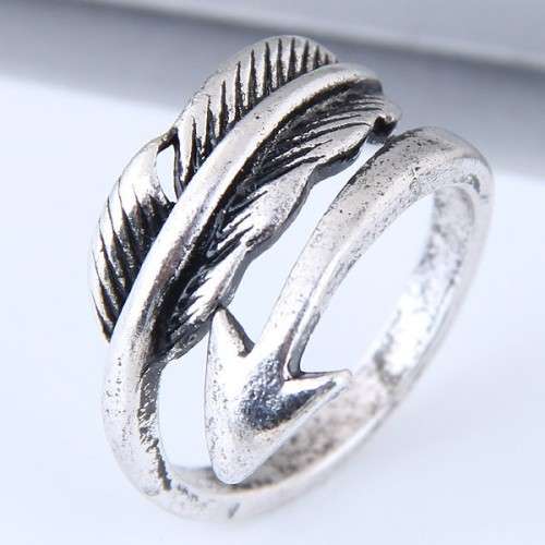 Feather and arrow ring