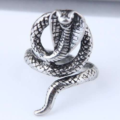 Cobra ring
