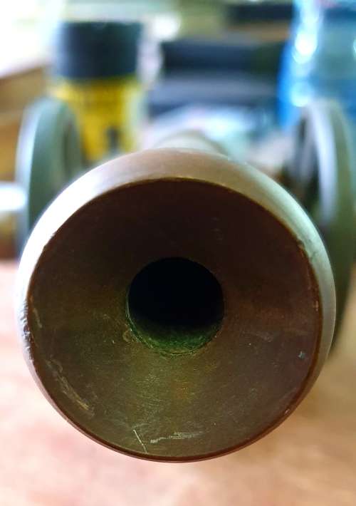 CANNON. SOLID BRASS. MADE TO SCALE. 34CM LONG.