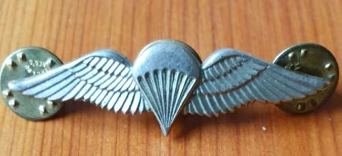 ANGOLA  BUSH WAR / SADF 1 PARACHUTE BATTALION SENIOR PARATROOPER MESS DRESS WINGS. 1979 ISSUED.