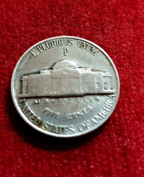 WARTIME .JEFFERSON 5 CENT. SILVER . WW11 1942 .WITH MINT MARK. 5gr.