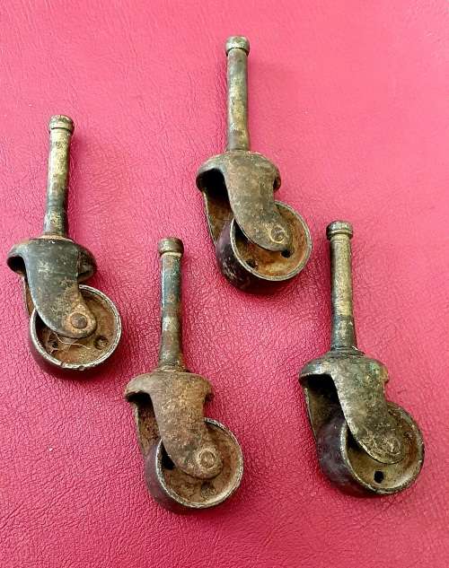 ANTIQUE BRASS TROLLEY WHEELS. GOOD CONDITION !! CIRCA 1920s ( 100 + MORE ITEMS ENDING WEDNESDAY!)