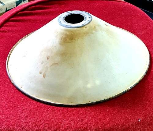 ANTIQUE STATION ENAMEL LAMP SHADE. WHITE WITH BLACK RIM. 23CM DIA. ( B )