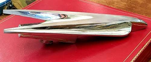 1950s FALCON HEAVY SOLID CHROME HOOD EMBLEM . VERY SCARCE !! 18CM LONG.