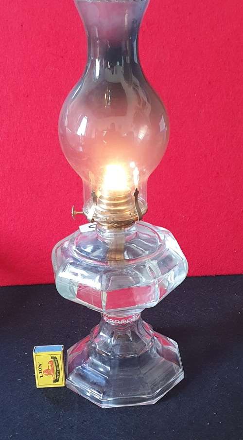ANTIQUE HUGE GLASS PARAFFIN LAMP 45CM HIGH !! WORKING !