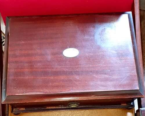 ANTIQUE HUGE SOLID WOOD CUTLERY CANTEEN WITH DRAWER. CIRCA 1899