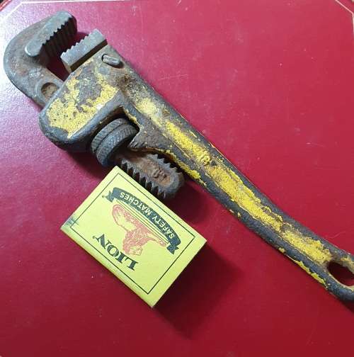 ANTIQUE MINIATURE MONKEY WRENCHE