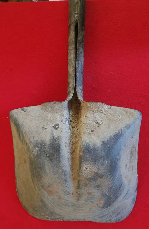 SAS / SAR 1962 ORIGINAL COAL SHOVEL. GERMISTON. AFRICAN SHOVEL CO. SCARCE FIND !!
