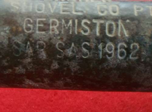 SAS / SAR 1962 ORIGINAL COAL SHOVEL. GERMISTON. AFRICAN SHOVEL CO. SCARCE FIND !!