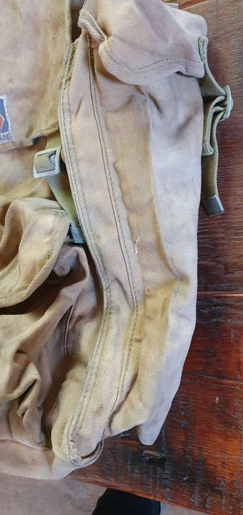 VINTAGE ORIGINAL SEAKING RUCKSACK !! X TRA LARGE !! THE IDEAL FISHING OR TRAVEL RUCKSACK !!