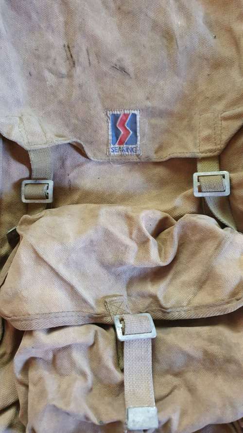 VINTAGE ORIGINAL SEAKING RUCKSACK !! X TRA LARGE !! THE IDEAL FISHING OR TRAVEL RUCKSACK !!