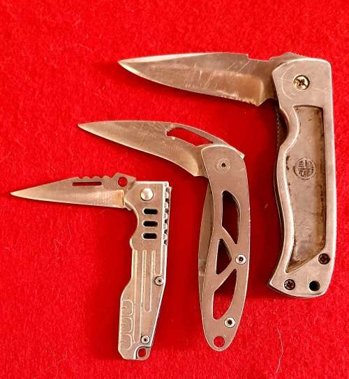 VINTAGE COLLECTION STEEL FOLDING KNIFES. 3 X