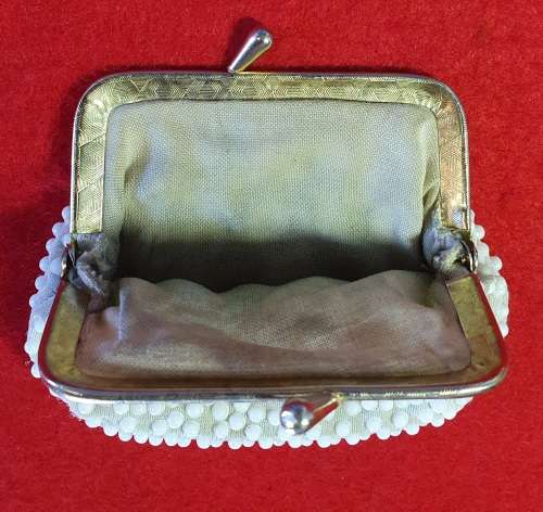 ANTIQUE BEADED LADIES PURSE
