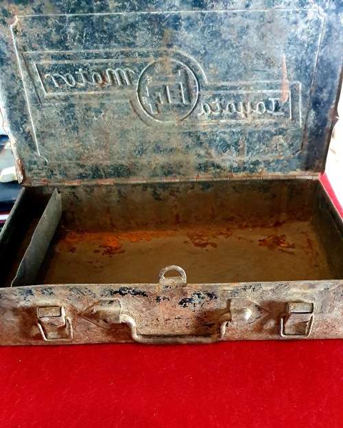ANTIQUE TOYOTA MOTOR TEQ STEEL TOOL BOX !! SCARCE FIND !!