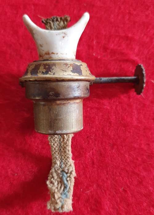 ANTIQUE SAS / SAR BRASS / COPPER/  PORCELAIN OIL LAMP .