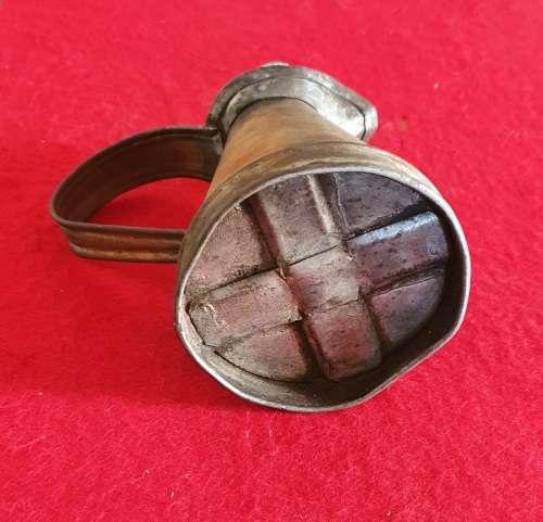 ANTIQUE 1 PINT HOLDEN and CO MOTOR OIL CAN  . ULTRA SCARCE FIND !!