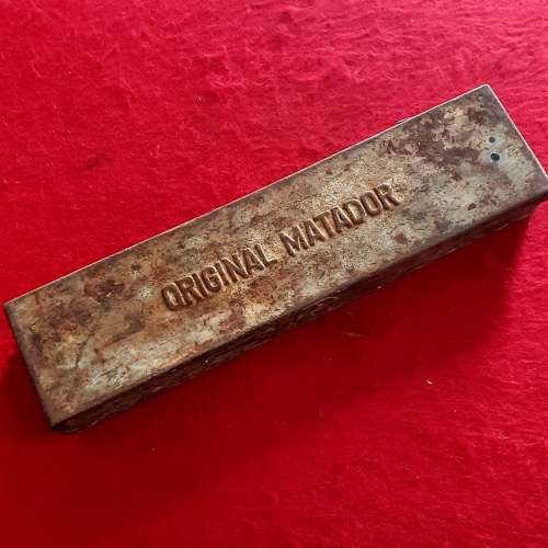 ANTIQUE ORIGINAL MATADOR STEEL TOOL BOX