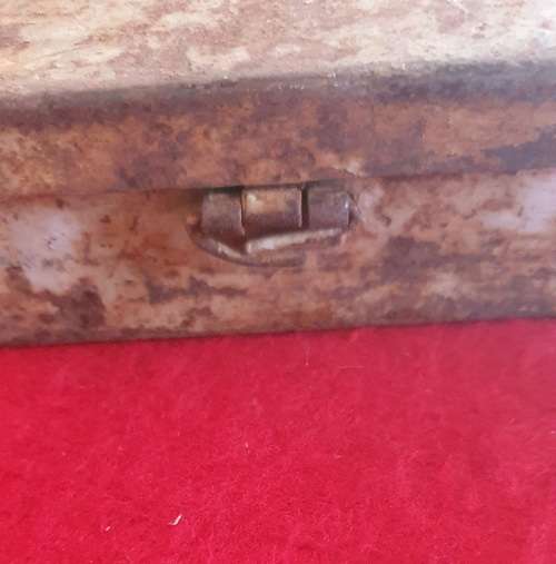 ANTIQUE ORIGINAL MATADOR STEEL TOOL BOX