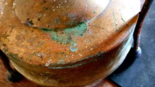 ANTIQUE BRASS PRIMUS STOVE.