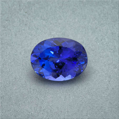 TANZANITE 0.80 cts - OVAL CUT. NATURAL MINED. 4.8mm x 6.9 mm.VVS.DEAP VIOLET.IDEAL FOR SETTING !!