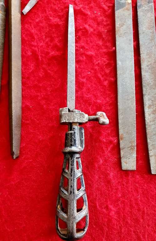 ANTIQUE 10 PIECE FILE SET FOR METAL WITH CAST IRON UNIVERSAL HANDLE. 70 MORE ITEMS ON SAME AUCTION !