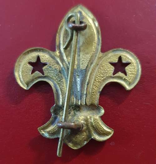 1909 FIRST PATTERN BOY SCOUTS LEADER BADGE. ULTRA RARE !!