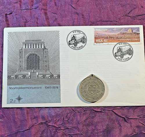 1974 VOORTREKKERMONUMENT KWARTEEUFEES FDC PLUS 1949 INAUGURATION MEDAL.