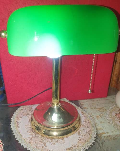 ORIGINAL BANKERS LAMP. WORKING. SEE DESCRIPTION.
