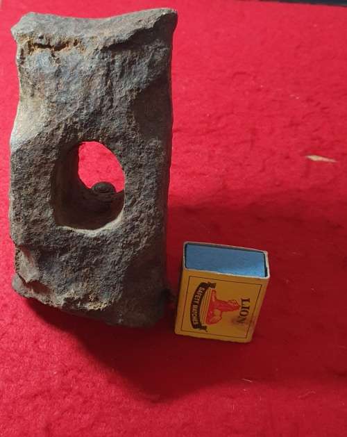 ANCIENT SLEDGE HAMMER HEAD.