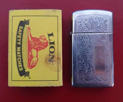 ZIPPO SLIM CHROME VENETIAN