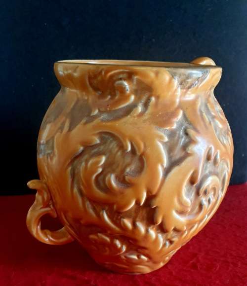 ANTIQUE THOMAS FORESTER & SONS Ltd PHOENIX POTTERY ATHENS 3D LEAF VASE.