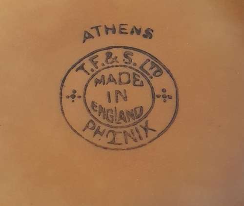 ANTIQUE THOMAS FORESTER & SONS Ltd PHOENIX POTTERY ATHENS 3D LEAF VASE.