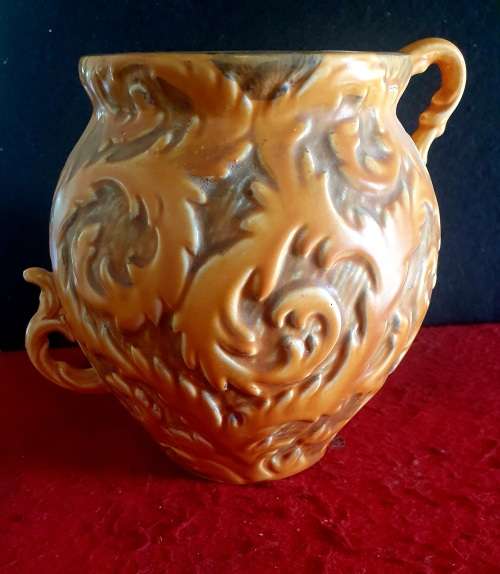 ANTIQUE THOMAS FORESTER & SONS Ltd PHOENIX POTTERY ATHENS 3D LEAF VASE.