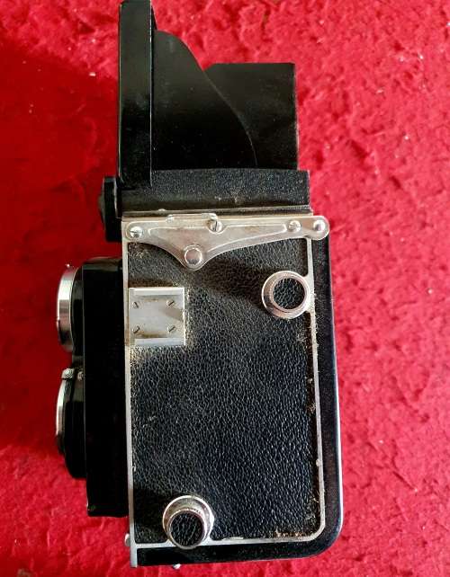 VINTAGE 1958 YASHICA C - CAMERA