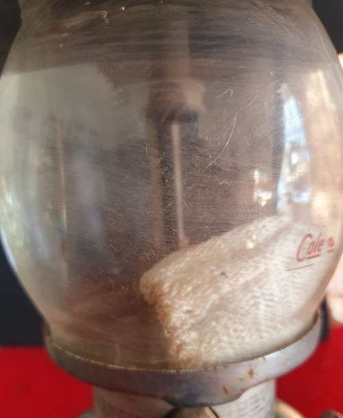 VINTAGE COLEMAN 201 KEROSENE LANTERN. ORIGINAL GLASS. WICHITA KANSAS.