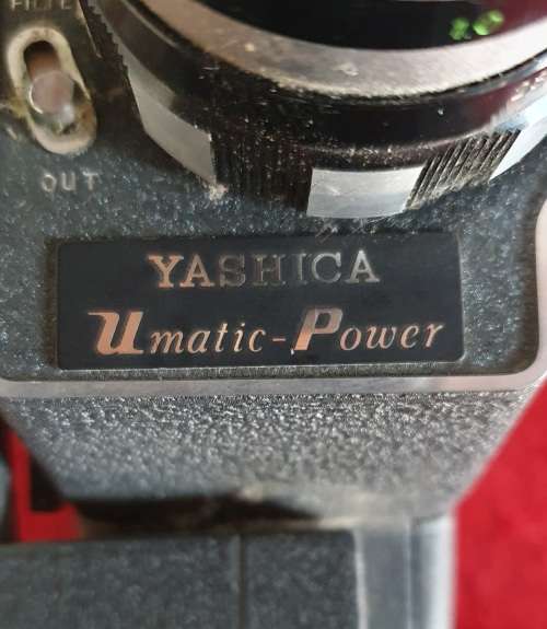 VINTAGE YASHICA UP 8MM MOVIE CINE CAMERA