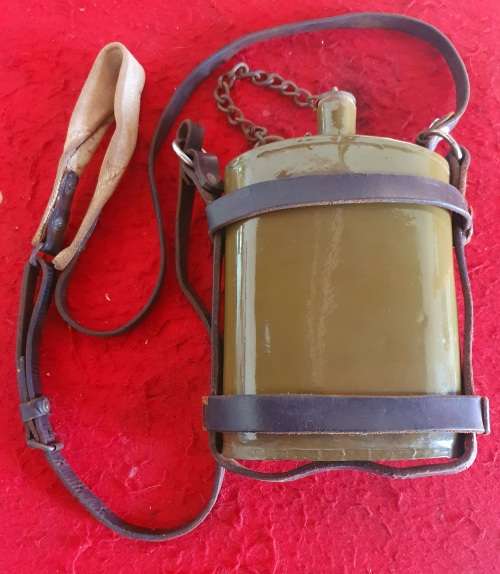 WW2 BRITISH MKVII ENAMEL WATER BOTTLE . ORIG. CORK . LEATHER STRAPS.