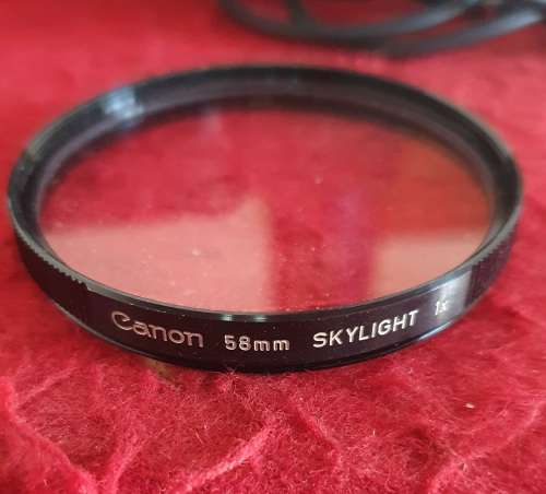 CANON EOS 10D CAMERA WITH ZOOM LENS EF 28-80MM . 58MM. PLUS BAG ETC.