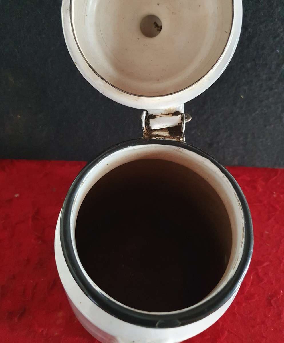 90 MORE ITEMS ON SAME AUCTION ! ANTIQUE BIG HINGED LID ENAMEL COFFEE POT.