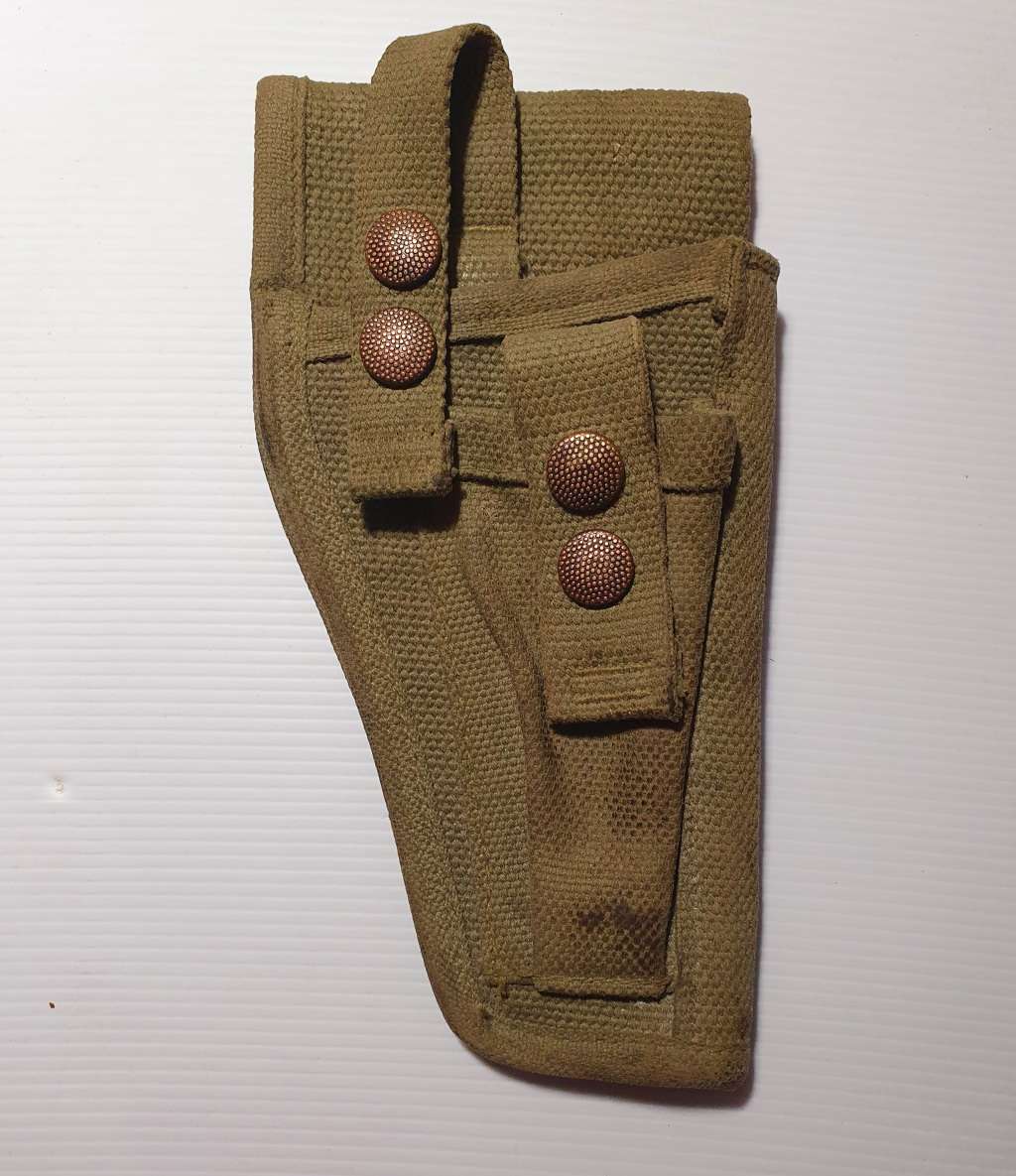 KOEVOET ISSUED P38 OR Z88 PISTOL HOLSTER.