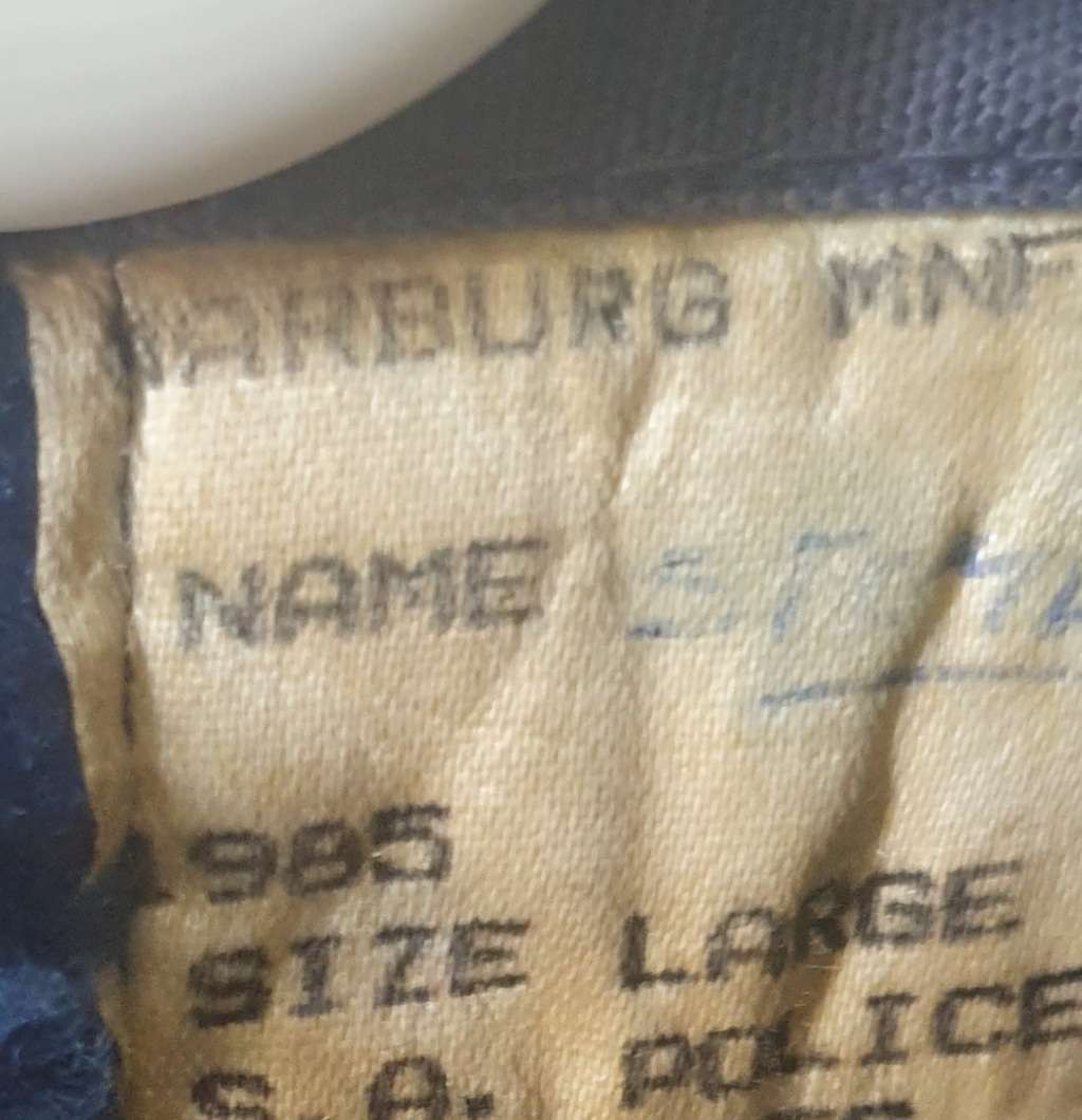 1985 RIOT POLICE JACKET COMPLETE WITH WOOL INNER . LARGE. 90 X LOTS MORE SAME AUCTION !!