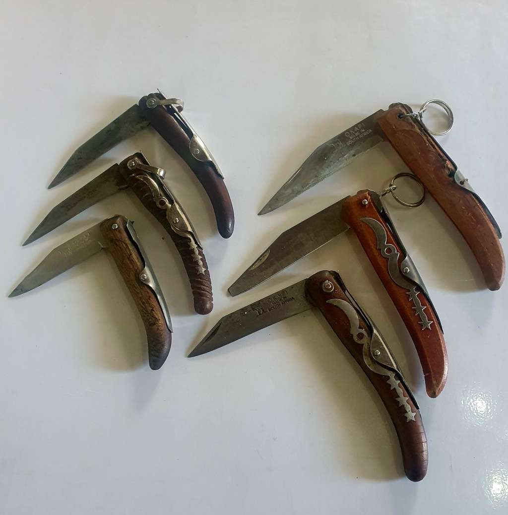 6 X VINTAGE OKAPI KNIFES FOR RESTORATION JOB. ONE BID FOR ALL.