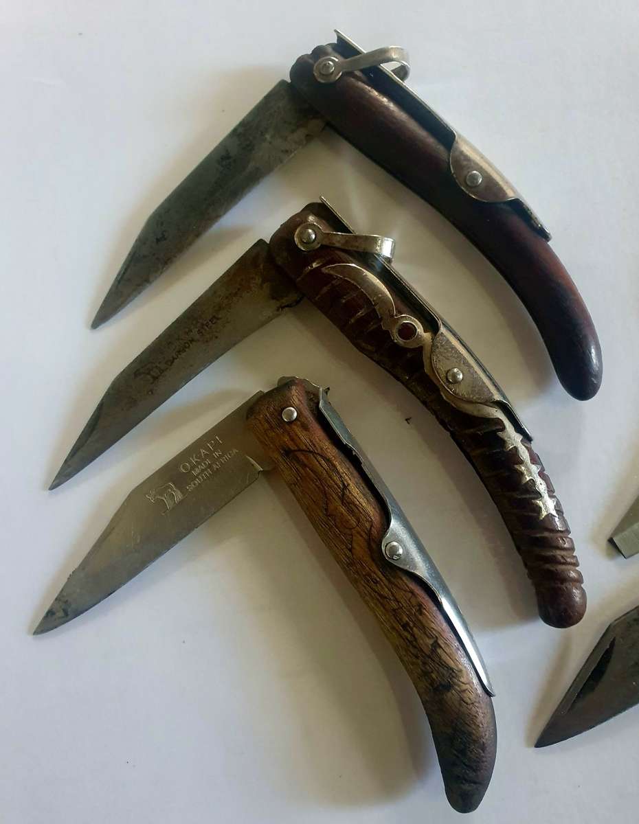 6 X VINTAGE OKAPI KNIFES FOR RESTORATION JOB. ONE BID FOR ALL.