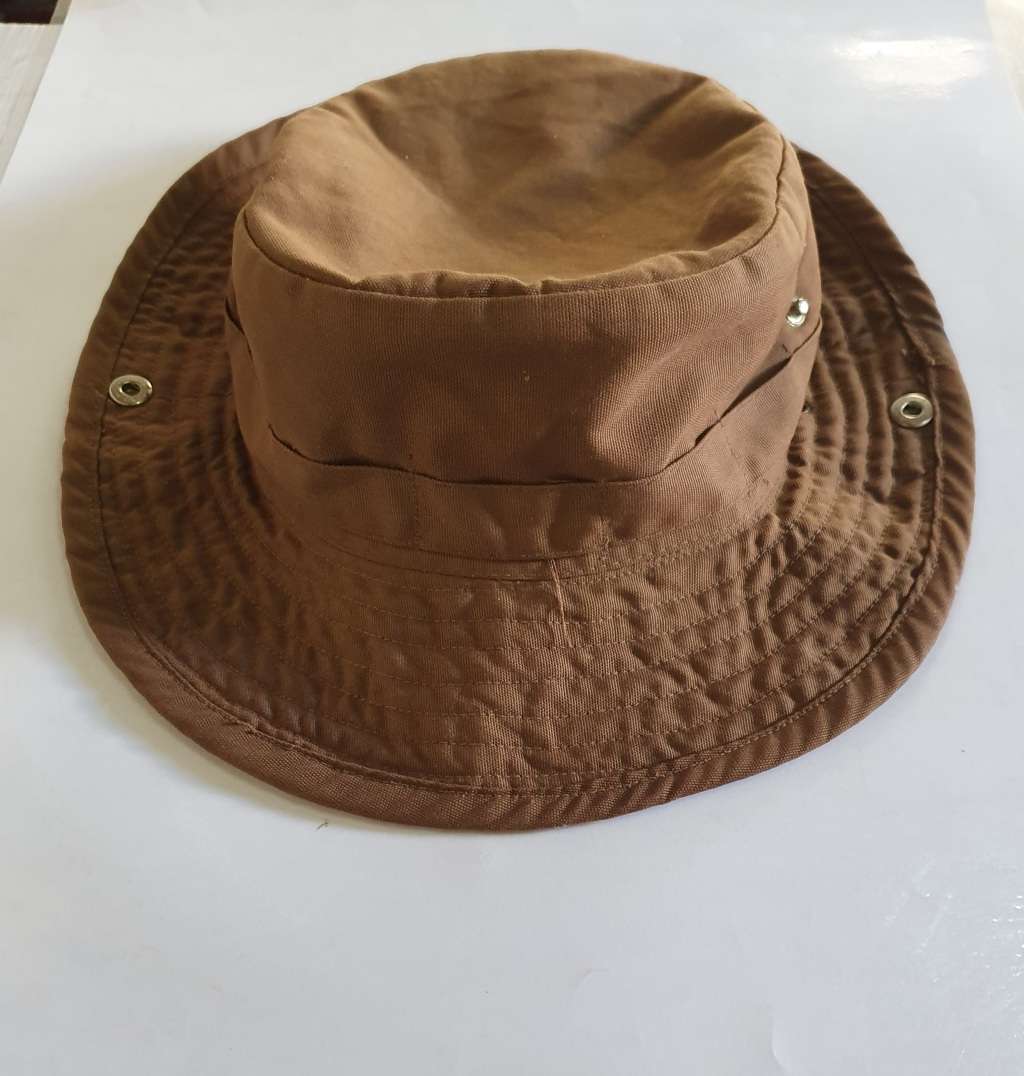 1971 SADF NUTRIA BUSH HAT. SIZE 55. EXCEPTIONAL CONDITION.